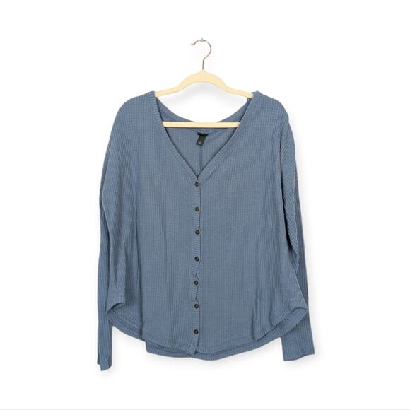 Wild Fable Blue Button Front Waffle Knit Long Sleeve Top Size M - Picture 1 of 6